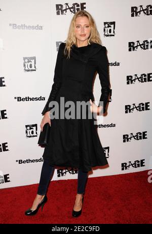 Estella Warren nimmt an der "Rage" Videospiel-Launch Party in Chinatown Teil. Los Angeles, CA, USA, 30. September 2011. Foto von Lionel Hahn/ABACAPRESS.COM Stockfoto