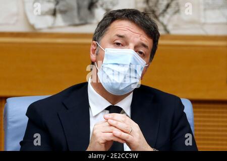 Rom, Italien. Januar 2021. Pressekonferenz des Senators und Parteivorsitzenden Italia Viva Matteo Renzi während der Pressekonferenz, die offiziell die Regierungskrise eröffnet. Tatsächlich traten Minister seiner Partei als Protest zurück. Rom (Italien), 13. Januar 2021 Foto Samantha Zucchi/Insidefoto Kredit: Insidefoto srl/Alamy Live News Stockfoto