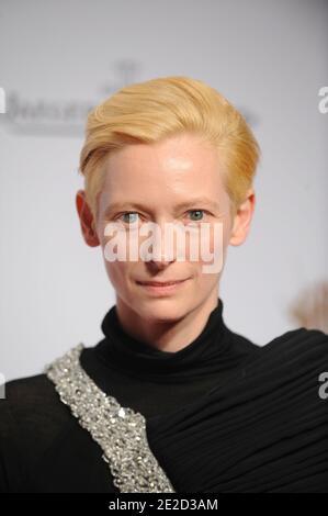 Die britische Schauspielerin Tilda Swinton kommt zur Abschlussfeier des 5. Abu Dhabi Film Festivals am 21. Oktober 2011 in Abu Dhabi, Vereinigte Arabische Emirate. Foto von Ammar Abd Rabbo/ABACAPRESS.COM Stockfoto