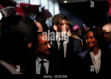 Francois Hollande, Segolene Royal, Arnaud Montebourg Teilnahme an einem Treffen in "La Halle Fressinet", in Paris Frankreich, am 22. Oktober 2011. Francois Hollande wurde bei den bevorstehenden französischen Präsidentschaftswahlen im Mai 2012 zum Kandidaten der Sozialistischen Partei Frankreichs ernannt. Foto von Jean-Luc Luyssen/ABACAPRESS.COM Stockfoto