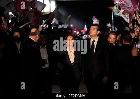 Segolene Royal, Arnaud Montebourg Teilnahme an einem Treffen in 'La Halle Fressinet', in Paris Frankreich, am 22. Oktober 2011. Francois Hollande wurde bei den bevorstehenden französischen Präsidentschaftswahlen im Mai 2012 zum Kandidaten der Sozialistischen Partei Frankreichs ernannt. Foto von Jean-Luc Luyssen/ABACAPRESS.COM Stockfoto