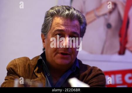 Der französische Regisseur und Schauspieler Christian Clavier bei einer Pressekonferenz vor der Vorführung des neuen Films 'on ne choisit pas sa famille', am 26. Oktober 2011 in Lille, Nordfrankreich. Foto von Sylvain Lefevre/ABACAPRESS.COM Stockfoto