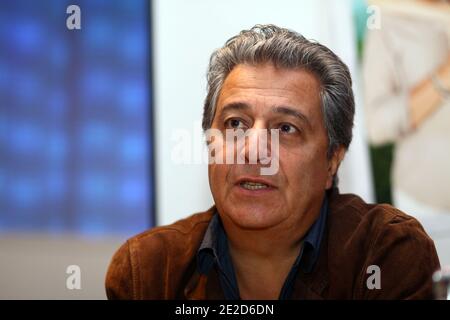 Der französische Regisseur und Schauspieler Christian Clavier bei einer Pressekonferenz vor der Vorführung des neuen Films 'on ne choisit pas sa famille', am 26. Oktober 2011 in Lille, Nordfrankreich. Foto von Sylvain Lefevre/ABACAPRESS.COM Stockfoto