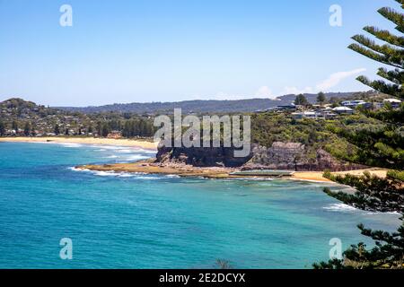 Sydney, Blick auf die nördlichen Strände der Ostküste, einschließlich Bilgola Beach und Newport Beach mit Blick nach Süden, Sydney, Australien Stockfoto