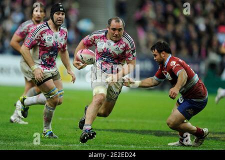 Rodrigo Roncero von Stade Francais während des französischen Top 14 Rugby-Spiels, Stade Francais gegen Racing-Metro im Stade de France in Saint-Denis, Frankreich, am 3. Dezember 2011. Stade Francais gewann 29:6. Foto von Henri Szwarc/ABACAPRESS.COM Stockfoto