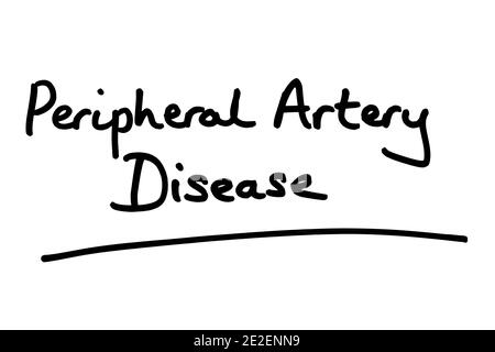 Periphere Arteria disease, handgeschrieben auf weißem Hintergrund. Stockfoto