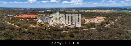 Breites Luftpanorama der Royal Botanic Gardens in Cranbourne, Victoria, Australien Stockfoto