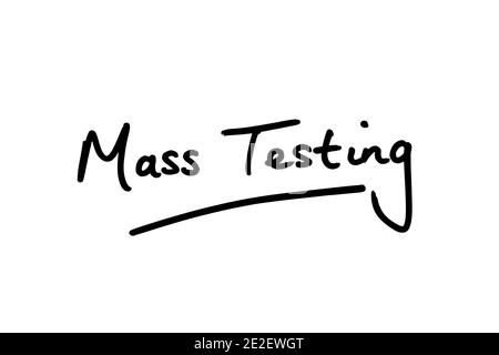 Massentests handschriftlich auf weißem Hintergrund. Stockfoto