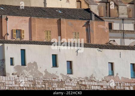 Cagliari alte Burgstadt mit Nahaufnahme von antiken Gebäuden - Sardinien - Italien Stockfoto