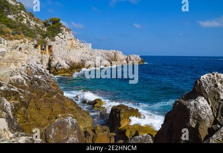 Küste und Meerblick, Cap de Nice, Südfrankreich Stockfoto