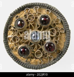 Disk Brooch, fränkisch, 7. Jahrhundert. Stockfoto