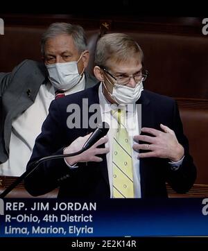 Eine C-SPAN-Fernsehbildschirmung zeigt den führenden US-Präsidenten Donald Trump bei seinem zweiten Amtsenthebungsverfahren, Jim Jordan (R-Ohio). Stockfoto