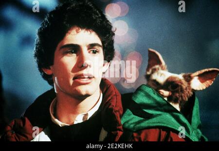 Zach Galligan, Gremlin, Studio Publicity Still aus 'Gremlins' (1984) Warner Bros. / Aktenzeichen # 34082-216THA Stockfoto