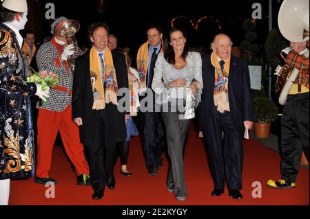 Prinzessin Stephanie von Monaco, Stephane Bern und Herr Seizler am 3. Tag des 34. Internationalen Zirkusfestivals in Monte-Carlo, Monaco, am 16. Januar 2010. Foto von Thierry Orban/ABACAPRESS.COM Stockfoto