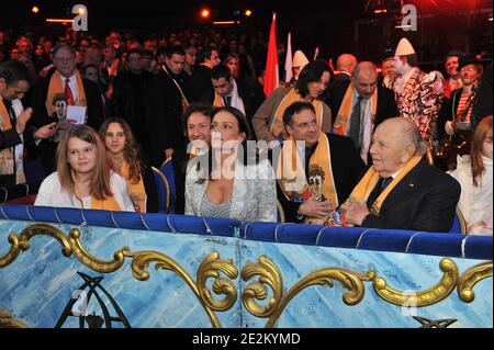 Prinzessin Stephanie von Monaco und ihre Tochter Camille Gottlieb am dritten Tag des 34. Internationalen Zirkusfestivals in Monte Carlo, Monaco, am 16 2010. Januar. Handout Foto von Monaco Palace/ABACAPRESS.COM Stockfoto