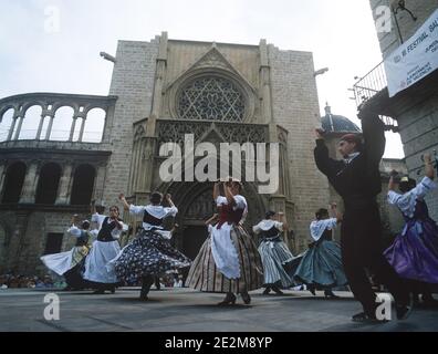 Spanien, Valencia, Kathedrale der Metropolregion, Kathedrale der Heiligen Maria, römisch-katholische religiöse Tänzer. Stockfoto