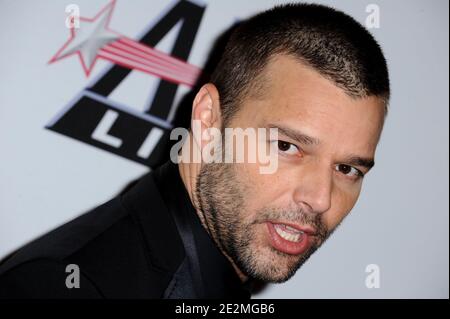 Ricky Martin kommt für die Recording Academy und Clive Davis Präsentation der Pre-Grammy Gala 2010 - Salute to Icons Ehrung Doug Morris fand am 30. Januar 2010 im Beverly Hilton Hotel in Beverly Hills, Los Angeles, CA, USA statt. Foto von Lionel Hahn/ABACAPRESS.COM Stockfoto
