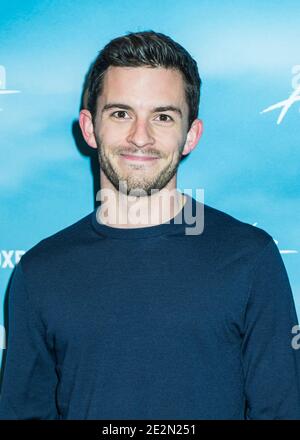 Jonathan Bailey nimmt an der Weltpremiere der „Bridgerton“-Serie 2 in