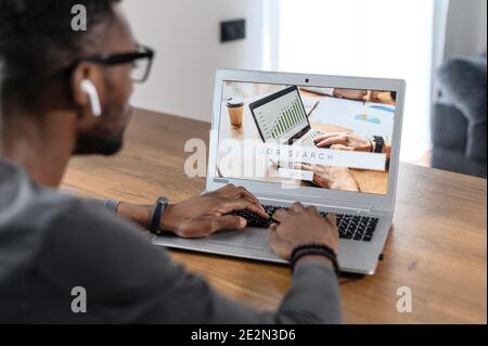 Afrikaner, Mann, Unternehmen, arbeitslos, Suche Stockfoto