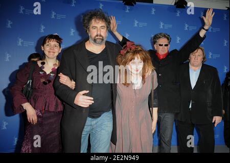 Miss Ming, Gustave Kervern, Yolande Moreau, Benoit Delepine und Gerard Depardieu während eines Fotoalles für "Mama" im Rahmen der 60. Berliner Filmfestspiele am 19. Februar 2010 im Grand Hyatt Hotel in Berlin. Foto von Nicolas Briquet/ABACAPRESS.COM Stockfoto