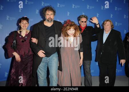 Miss Ming, Gustave Kervern, Yolande Moreau, Benoit Delepine und Gerard Depardieu während eines Fotoalles für "Mama" im Rahmen der 60. Berliner Filmfestspiele am 19. Februar 2010 im Grand Hyatt Hotel in Berlin. Foto von Nicolas Briquet/ABACAPRESS.COM Stockfoto