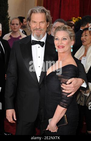 Jeff Bridges und Susan Geston kommen bei der 82. Academy Awards Zeremonie, die am 07. Spiel 2010 im Kodak Theater in Los Angeles, CA, USA, stattfand. Foto von Lionel Hahn/ABACAPRESS.COM (im Bild: Jeff Bridges, Susan Geston) Stockfoto