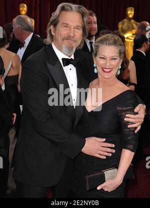 Susan Geston und Jeff Bridges kommen bei der 82. Academy Awards Zeremonie an, die am 07. März 2010 im Kodak Theater in Los Angeles, CA, USA, stattfand. Foto von Lionel Hahn/ABACAPRESS.COM (im Bild: Susan Geston, Jeff Bridges) Stockfoto