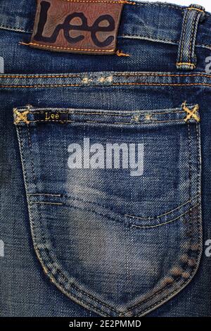 Nahaufnahme einer Jeanshose Stockfoto