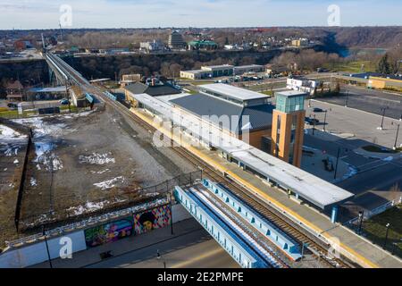 Niagara Falls Station, Bahnhof und Brücke nach Kanada, Niagara Falls, NY, USA Stockfoto