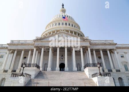 Das Kapitol der Vereinigten Staaten in Washington DC, USA. Das Capitol Building ist der Treffpunkt des Senats und des Kongresses der Vereinigten Staaten, und ist offen für vi Stockfoto