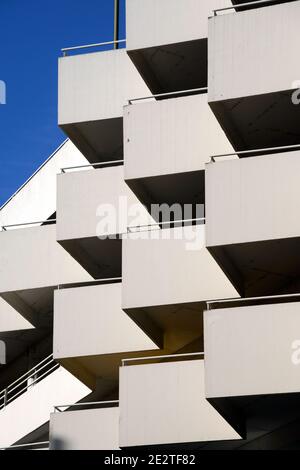 Abstrakte Muster des Concrete & Modernist Multi-Story Car Park (1959) Parking Indigo entworfen von Pierre Laffitte Toulouse Stockfoto