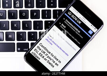 London UK, Januar 15 2021, Handy oder Smartphone Screenshot der Post Brexit Immigration Rules Stockfoto