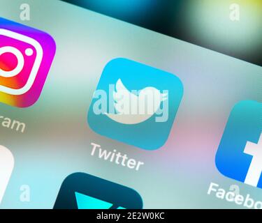 Twitter App-Symbol auf dem Apple iPhone-Bildschirm Stockfoto