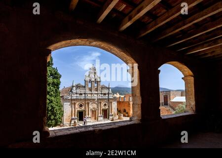 Die wichtigste Kirche von Kloster Arkadi, Symbol des Kampfes der Kreter gegen das Osmanische Reich, Rethymno, Kreta, Griechenland Stockfoto