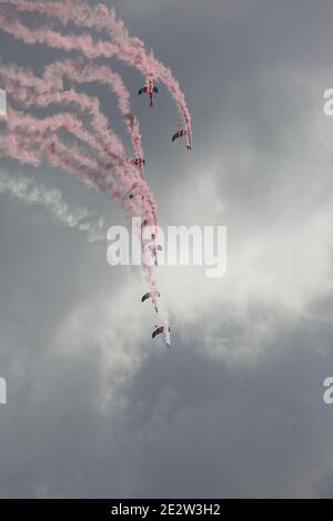 Scottish International Airshow 2017. Samstag 2nd September Low Green Ayr, Ayrshire, Schottland, Großbritannien . Die RAF Falcons sind ein britisches Militär-Fallschirmspringer-Display-Team, das hier an den Strand an der Küste von Ayr Fallschirmspringen sieht Stockfoto