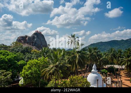 Sila Rock - Buddhistisches Kloster von Mihintale, Anuradhapura, North Central Province, Sri Lanka Stockfoto