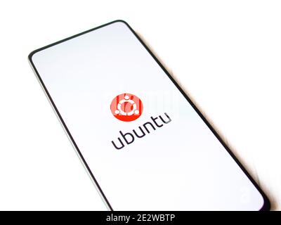 Assam, indien - Januar 15, 2020 : Ubuntu-Logo auf Handy-Bildschirm Stock Bild. Stockfoto