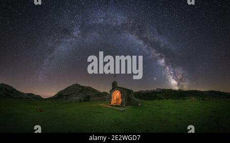 Milkyway in den Bergen, Spanien Stockfoto