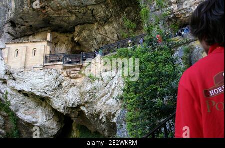 Ort der Muttergottes von Covadonga in der Heiligen Höhle Covadonga Asturias Spanien Stockfoto