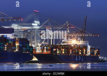 Southampton Docks Großbritanniens zweitgrößte Containerterminal Stockfoto