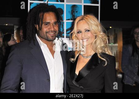 Adriana und Christian Karembeu bei der Trace Sport TV Party während der MIPTV 2010 in Cannes, Frankreich am 12. April 2010. Foto von Giancarlo Gorassini/ABACAPRESS.COM Stockfoto