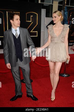 'Leslie BIBB und Sam Rockwell besuchen die Uraufführung von 'Iron man 2' im El Capitan Theatre in Hollywood. Los Angeles, 26. April 2010. (Bild: Leslie Bibb, Sam Rockwell). Foto von Lionel Hahn/ABACAPRESS.COM' Stockfoto