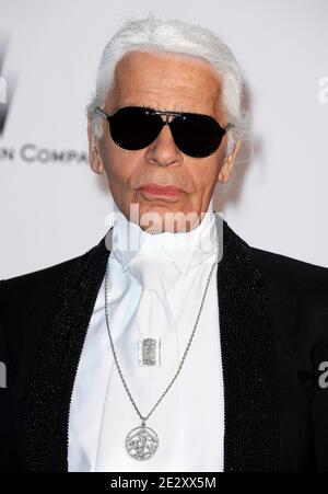 Karl Lagerfeld nimmt an der amfAR's Cinema Against AIDS 2010 Benefit Gala Teil, die am 20. Mai 2010 im Hotel du Cap 'Eden Roc' in Antibes, Frankreich, stattfand. Foto von Hahn-Nebinger-Orban/ABACAPRESS.COM Stockfoto