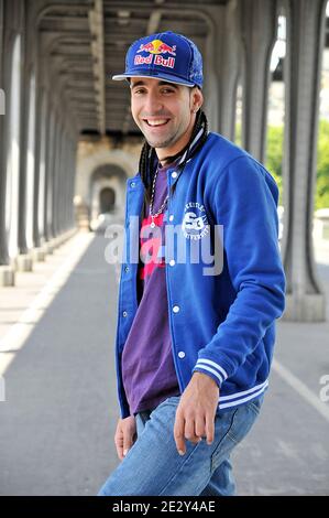 Der französische Sean ist am 18. November 2009 beim Red Bull Street Style in Sao Paulo, Brasilien, der neue Freestyle-Fußballmeister. Diese Fotos wurden am 28. Mai 2010 in Paris, Frankreich, aufgenommen. Foto von Thierry Plessis/ABACAPRESS.COM Stockfoto