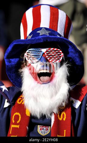 US-Fan beim Fußballspiel der FIFA Fußball-Weltmeisterschaft 2010, Gruppe C, Slowenien gegen USA im Ellis Park Stadium, in Johannesburg, Südafrika am 18. Juni 2010. Das Spiel endete in einem Unentschieden von 2-2. Foto von Christophe Guibbaud/Cameleon/ABACAPRESS.COM Stockfoto