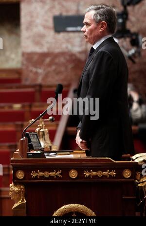 Der Präsident der französischen Nationalversammlung, Bernard Accoyer, nimmt an der Tribute Teil, die Henri Cuq am 29. Juni 2010 in Paris übergab. Foto von Stephane Lemouton/ABACAPRESS.COM Stockfoto