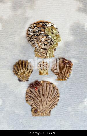 Couture Stickerei von Muscheln. Stockfoto