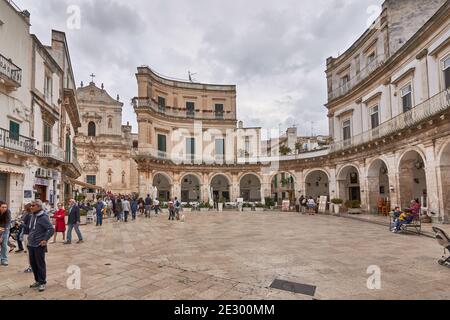 Piazza Plebiscito bei Martina Frankreich, Point of Interest in Apulien an einem regnerischen Tag, Italien Apulien Stockfoto