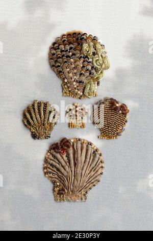 Couture Stickerei von Muscheln. Stockfoto