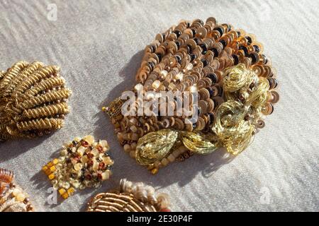 Couture Stickerei von Muscheln. Stockfoto